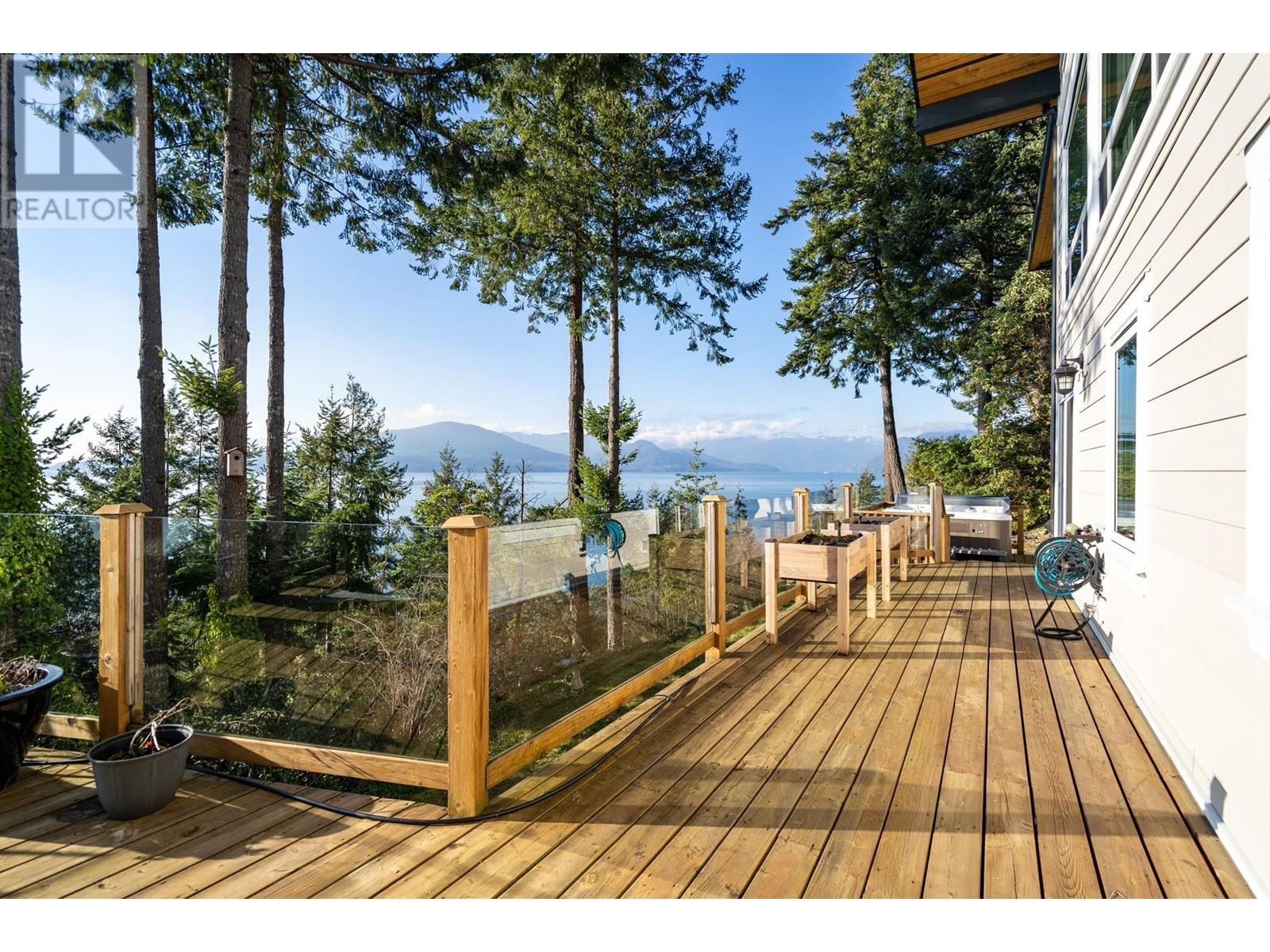 70 Sweetwater Place, Lions Bay, British Columbia  V0N 2E0 - Photo 4 - R2849376