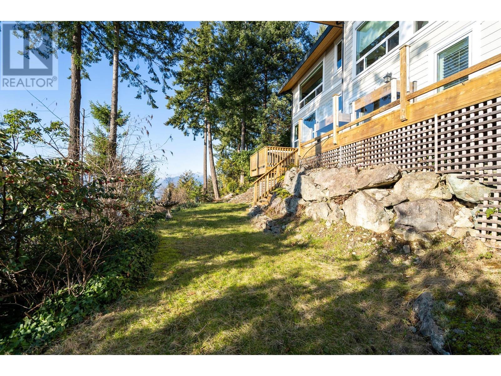 70 Sweetwater Place, Lions Bay, British Columbia  V0N 2E0 - Photo 31 - R2849376