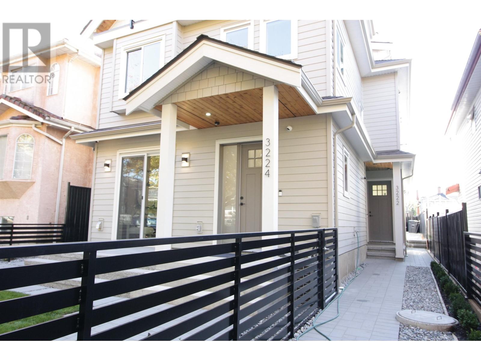 Listing Picture 3 of 39 : 3224 E 27TH AVENUE, Vancouver / 溫哥華 - 魯藝地產 Yvonne Lu Group - MLS Medallion Club Member