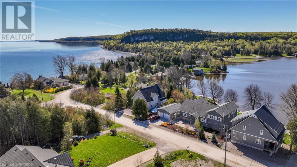 74 North Shore Road, North Bruce Peninsula, Ontario  N0H 1W0 - Photo 2 - 40540033