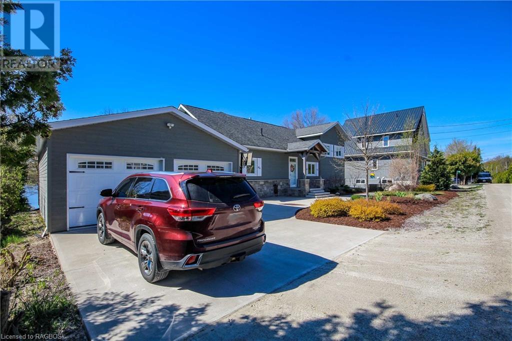 74 North Shore Road, North Bruce Peninsula, Ontario  N0H 1W0 - Photo 15 - 40540033