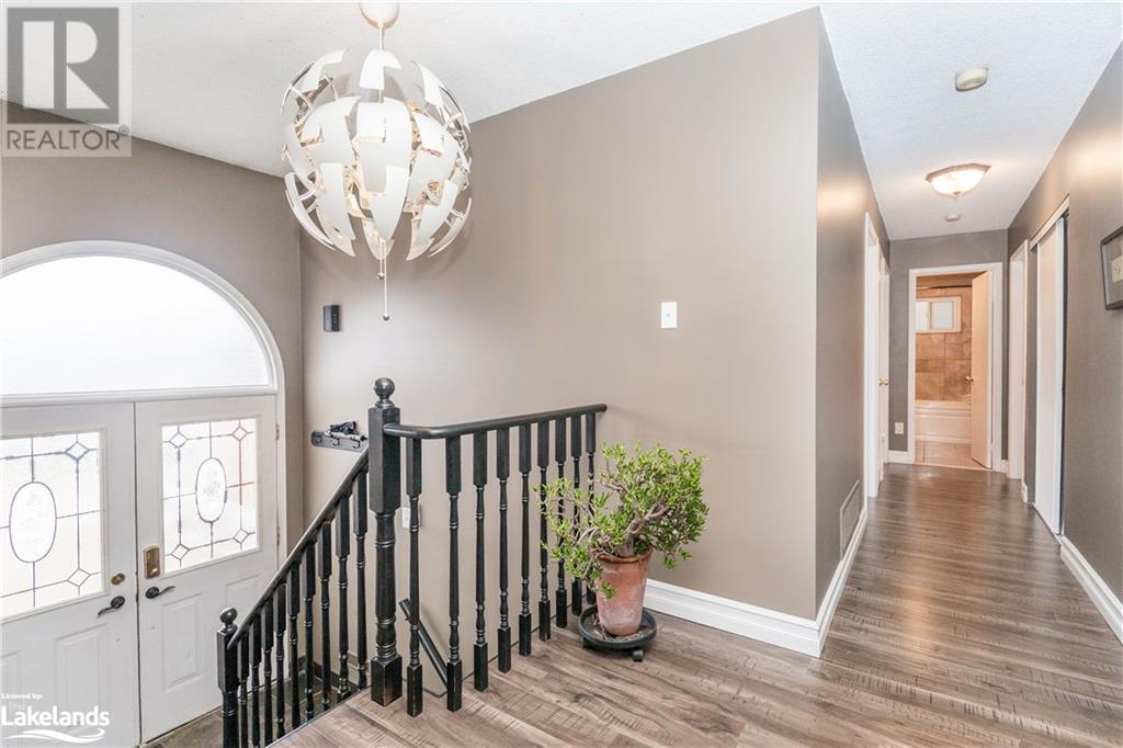 47 Caribou Trail, Wasaga Beach, Ontario  L9Z 1H4 - Photo 4 - 40540027
