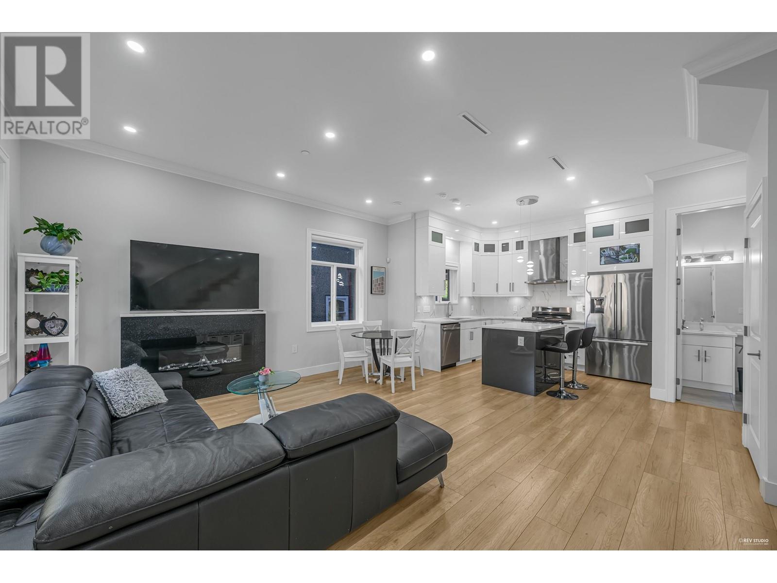 962 Renfrew Street, Vancouver, British Columbia  V5K 4B8 - Photo 6 - R2849808