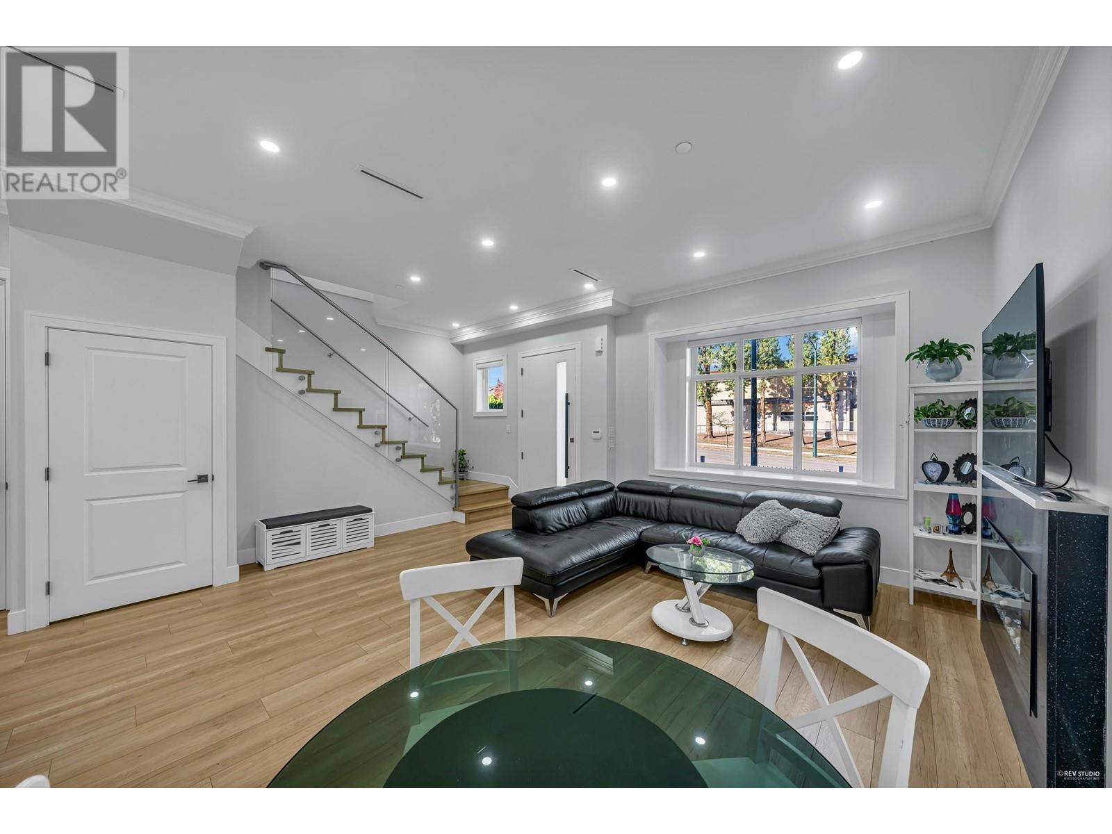 962 Renfrew Street, Vancouver, British Columbia  V5K 4B8 - Photo 11 - R2849808