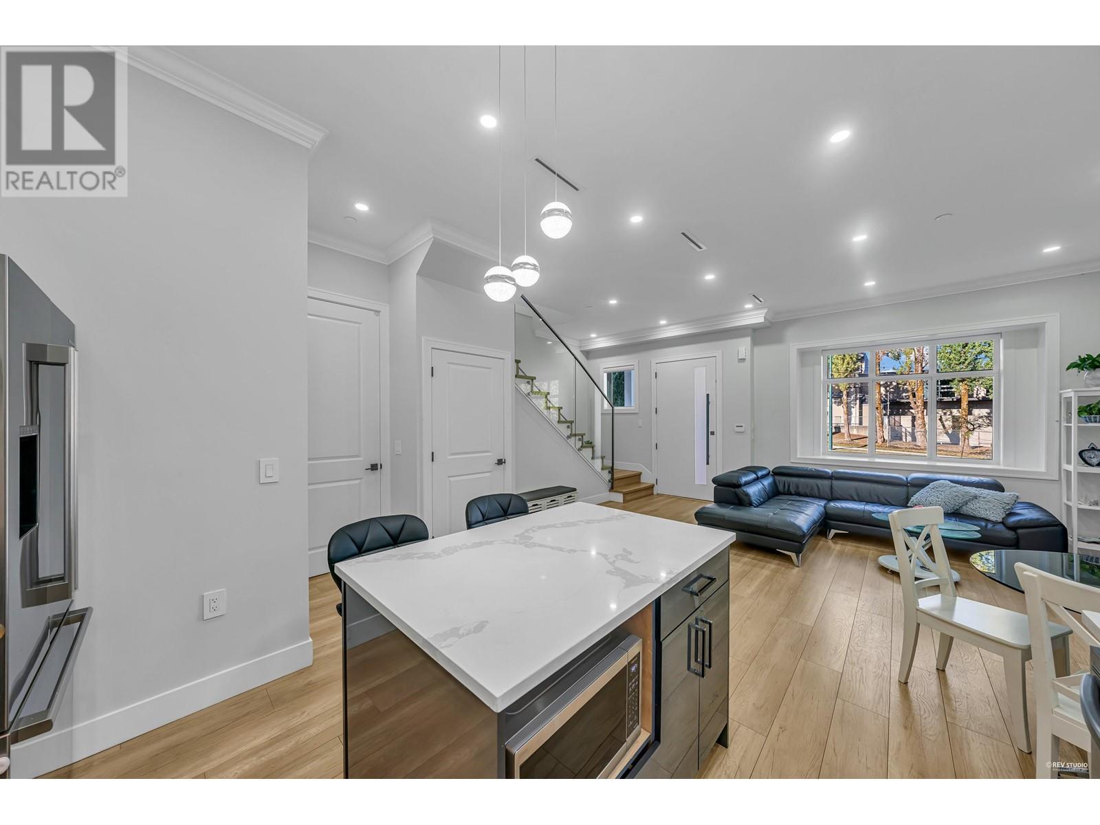 962 Renfrew Street, Vancouver, British Columbia  V5K 4B8 - Photo 9 - R2849808