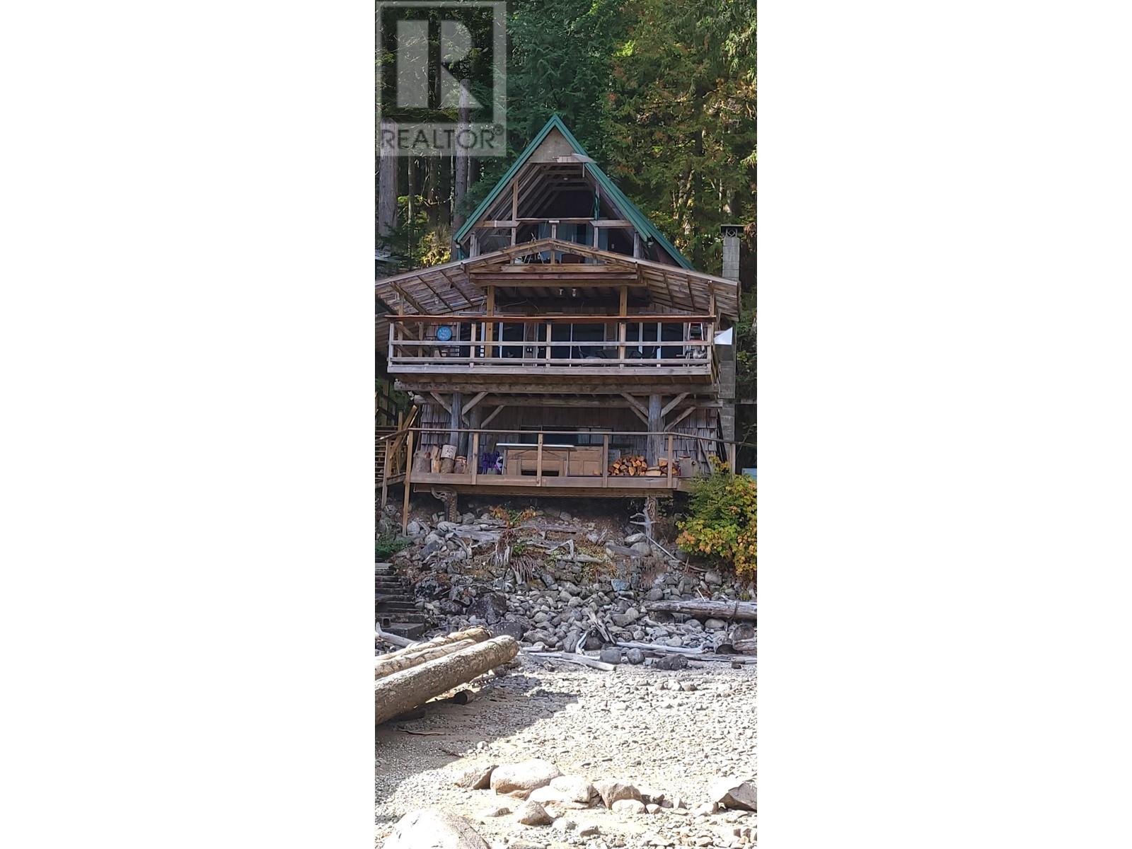 4 Debeck Creek, Pitt Meadows, British Columbia  V0N 0V0 - Photo 1 - R2849763