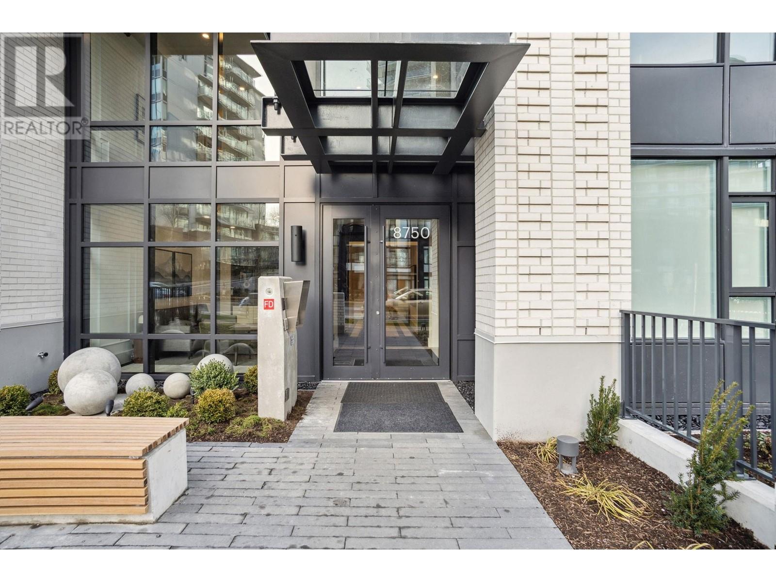 1101 8750 University Crescent, Burnaby, British Columbia  V5A 0G9 - Photo 2 - R2849989