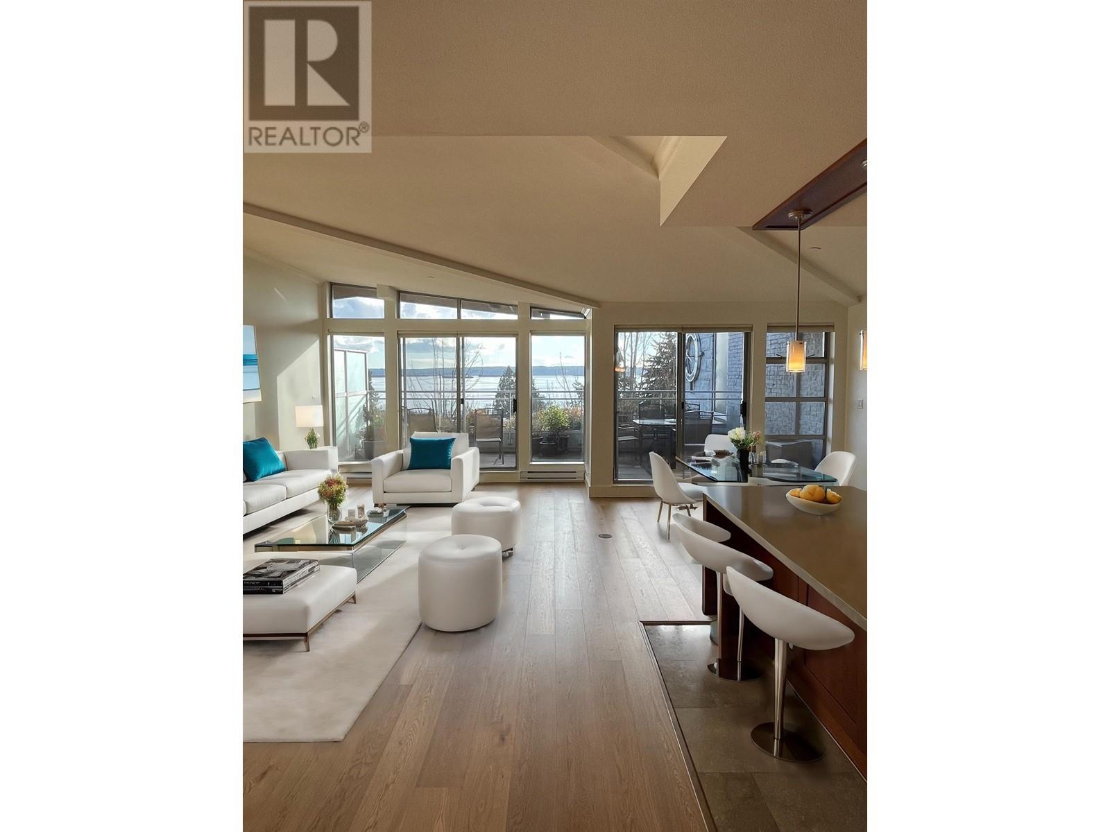 6 1140 25th Street, West Vancouver, British Columbia  V7V 0A2 - Photo 4 - R2850003