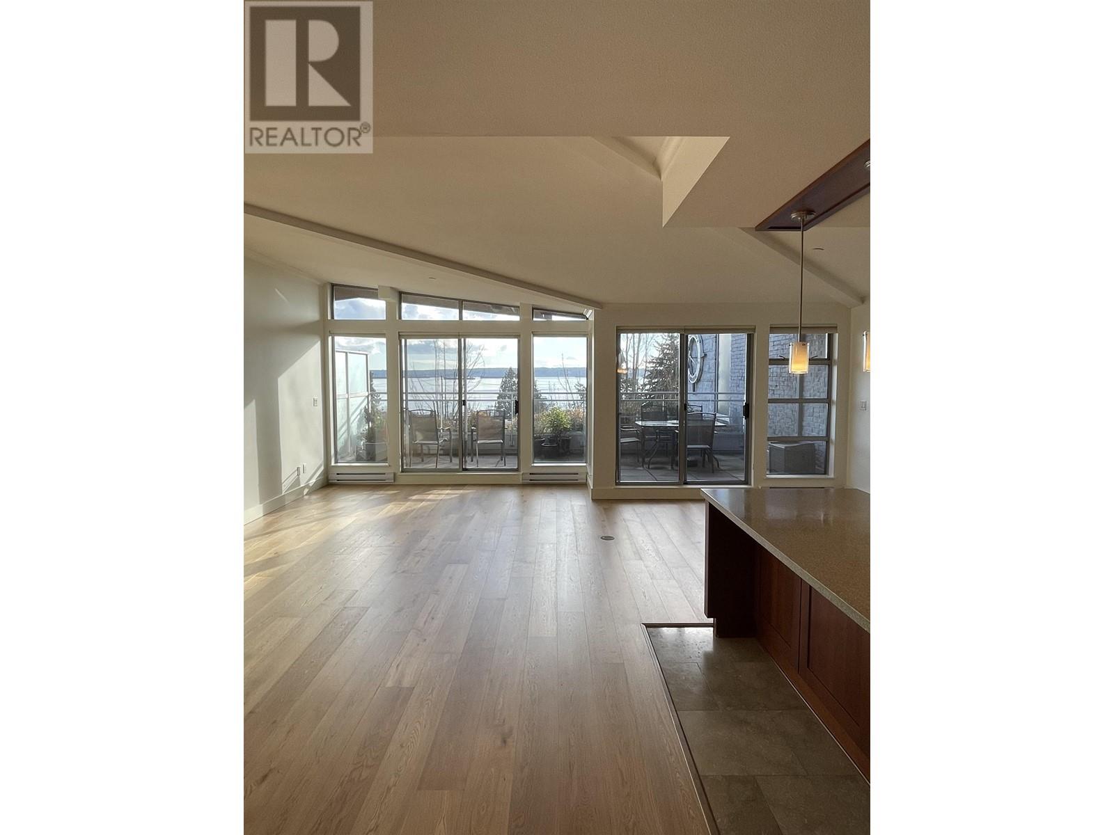6 1140 25th Street, West Vancouver, British Columbia  V7V 0A2 - Photo 5 - R2850003