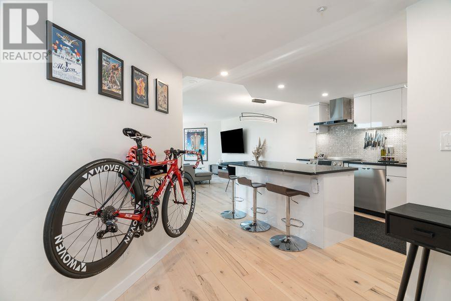 710 1050 Burrard Street, Vancouver, British Columbia  V6Z 2S3 - Photo 7 - R2850037