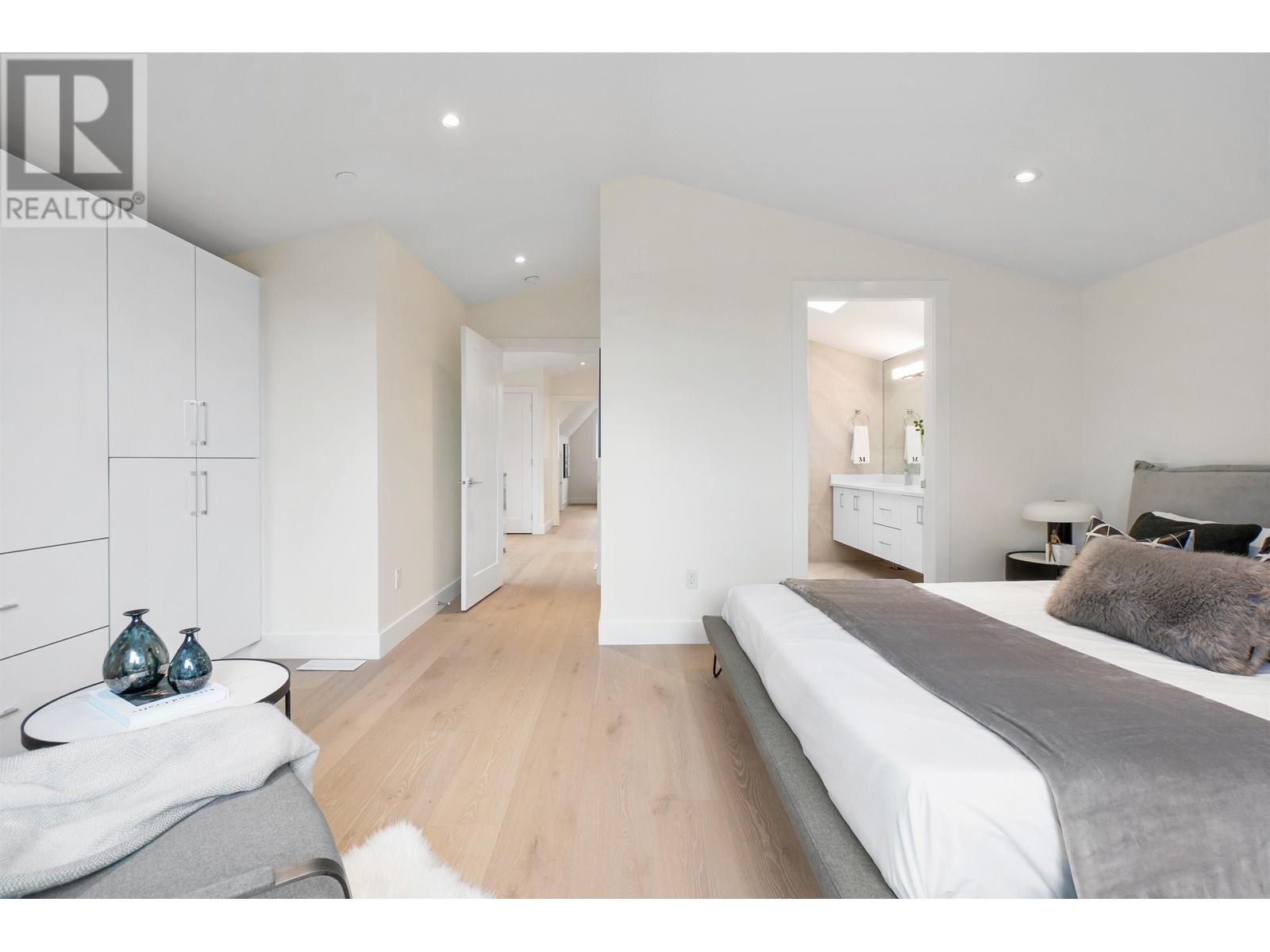 418 E 16th Street, North Vancouver, British Columbia  V7L 2T5 - Photo 21 - R2850013