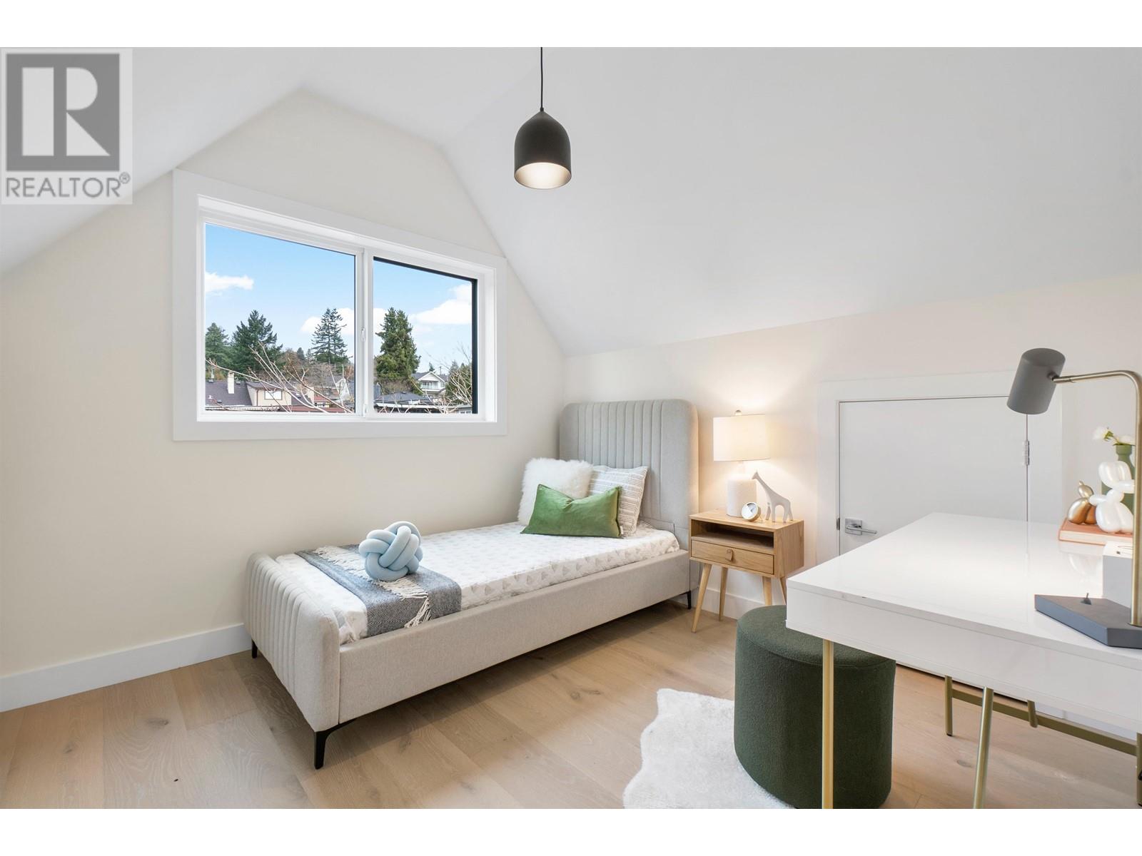 418 E 16th Street, North Vancouver, British Columbia  V7L 2T5 - Photo 26 - R2850013