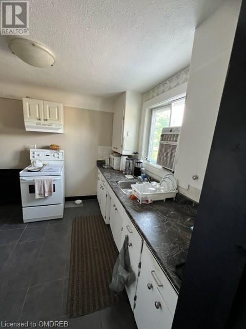 308 Broadway, Welland, Ontario  L3C 5L9 - Photo 17 - 40534061