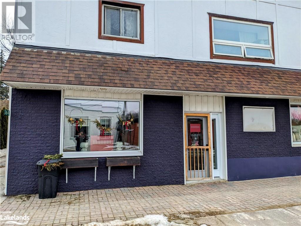 164 CLARK Street, clarksburg, Ontario