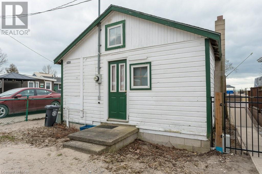 444d West Edith Cavell Boulevard, Port Stanley, Ontario  N5L 1G9 - Photo 12 - 40541106