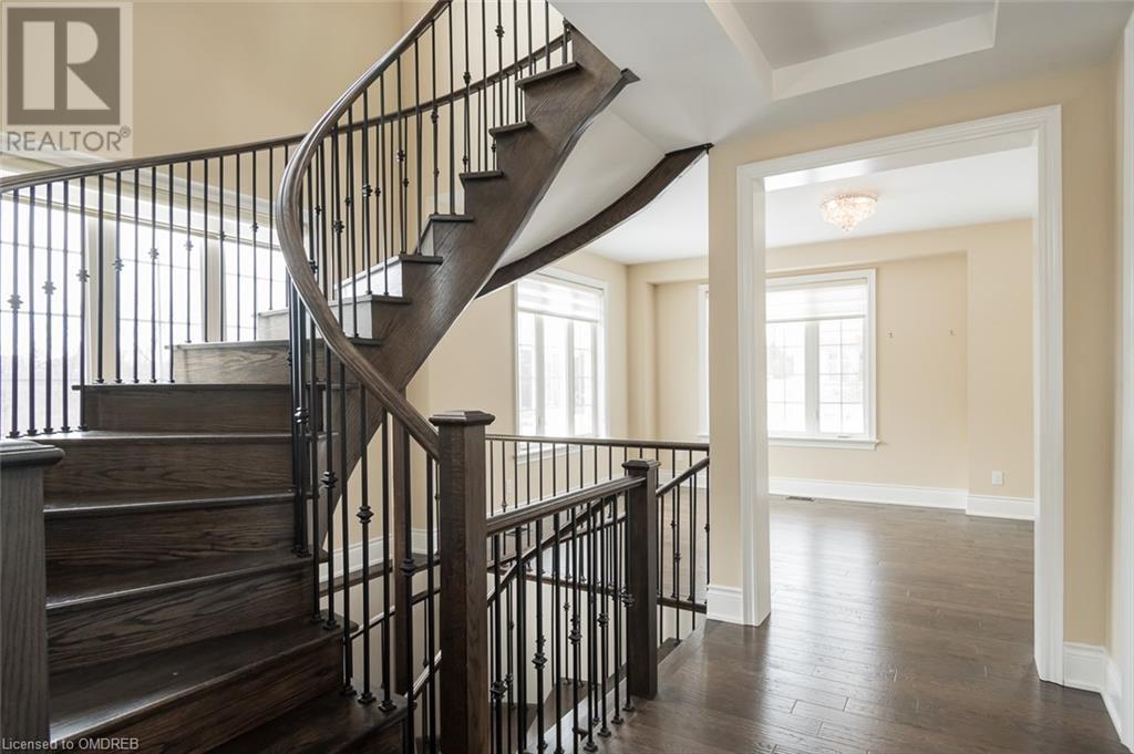 2163 Vineland Crescent, Oakville, Ontario  L6H 0J6 - Photo 4 - 40535201
