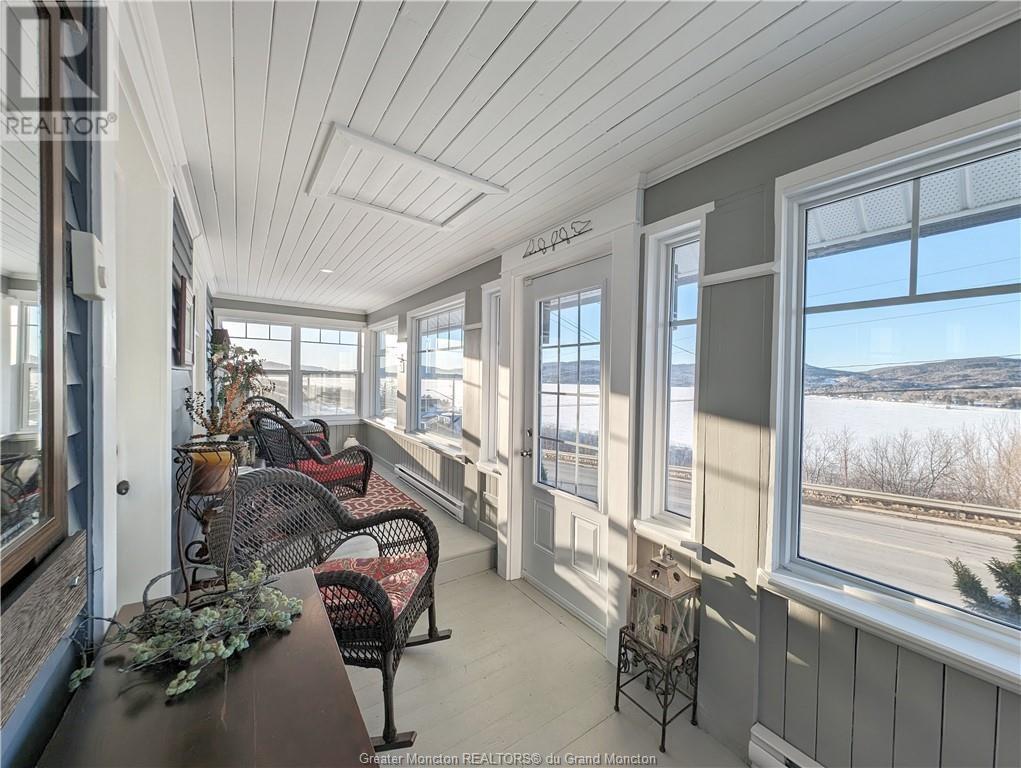 268 Roseberry St, Campbellton, New Brunswick  E3N 2H8 - Photo 7 - M157410