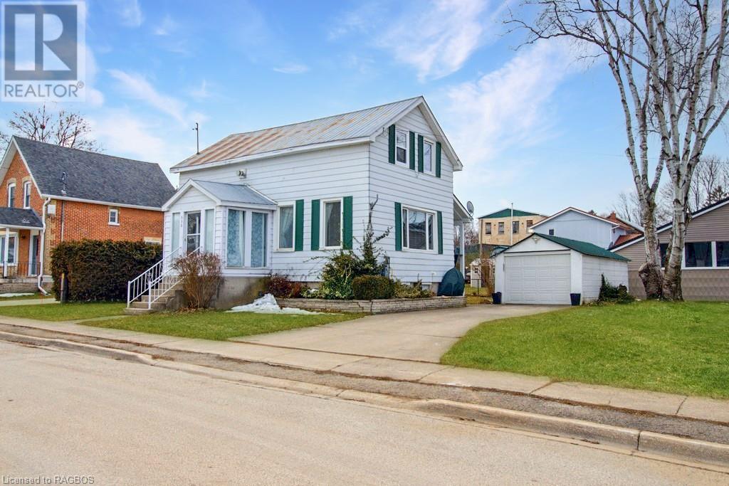 530 Scott Street, Wiarton, Ontario N0H 2T0 (26518341) Ron Hopper Real
