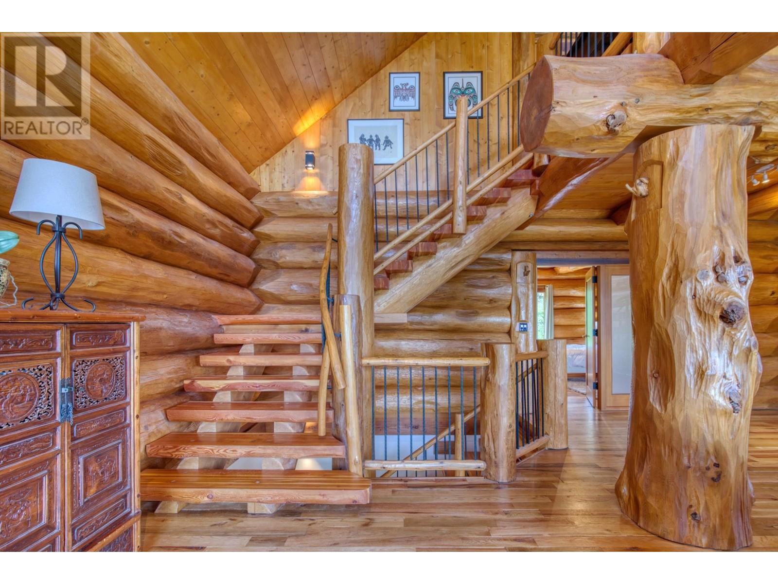 5895 Skookumchuk Road, Sechelt, British Columbia  V7Z 0E1 - Photo 23 - R2850100
