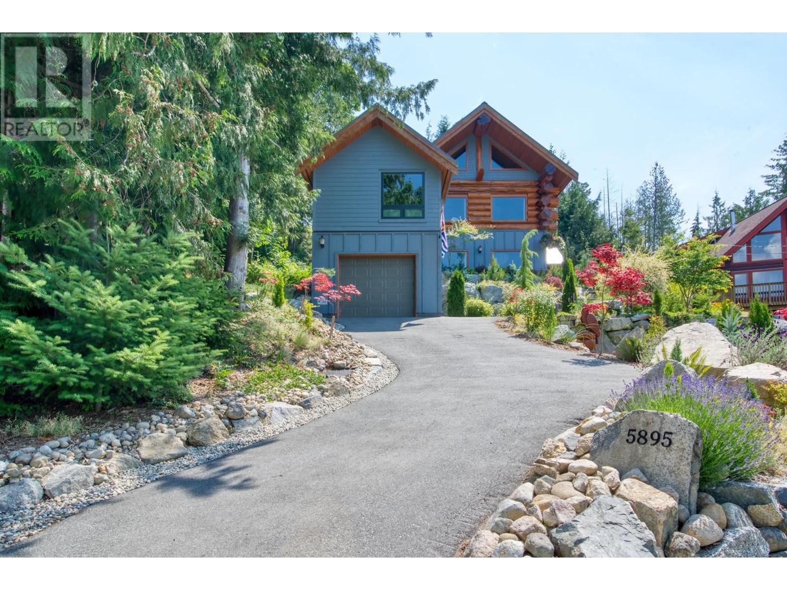 5895 Skookumchuk Road, Sechelt, British Columbia  V7Z 0E1 - Photo 6 - R2850100