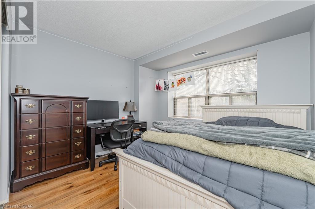 300 Keats Way Unit# 102, Waterloo, Ontario  N2L 6E6 - Photo 24 - 40540780