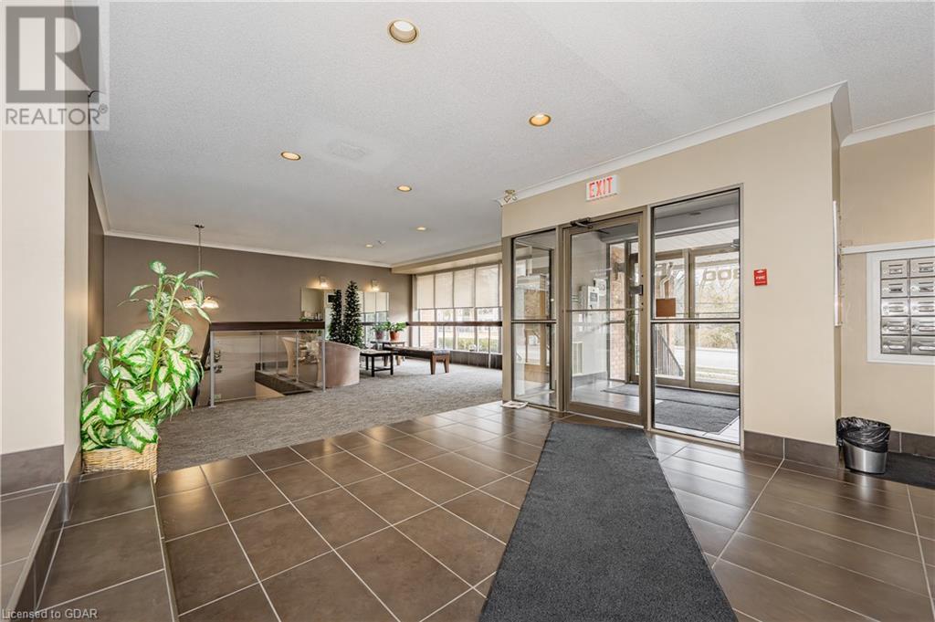 300 Keats Way Unit# 102, Waterloo, Ontario  N2L 6E6 - Photo 31 - 40540780