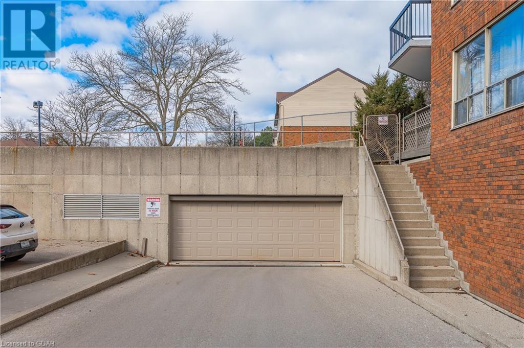 300 Keats Way Unit# 102, Waterloo, Ontario  N2L 6E6 - Photo 35 - 40540780