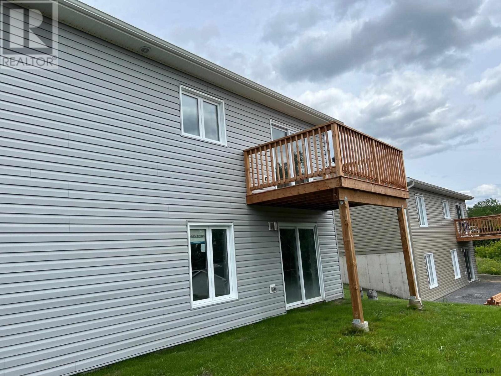 134 Lorne, Temiskaming Shores, Ontario  P0J 1P0 - Photo 3 - TM240174