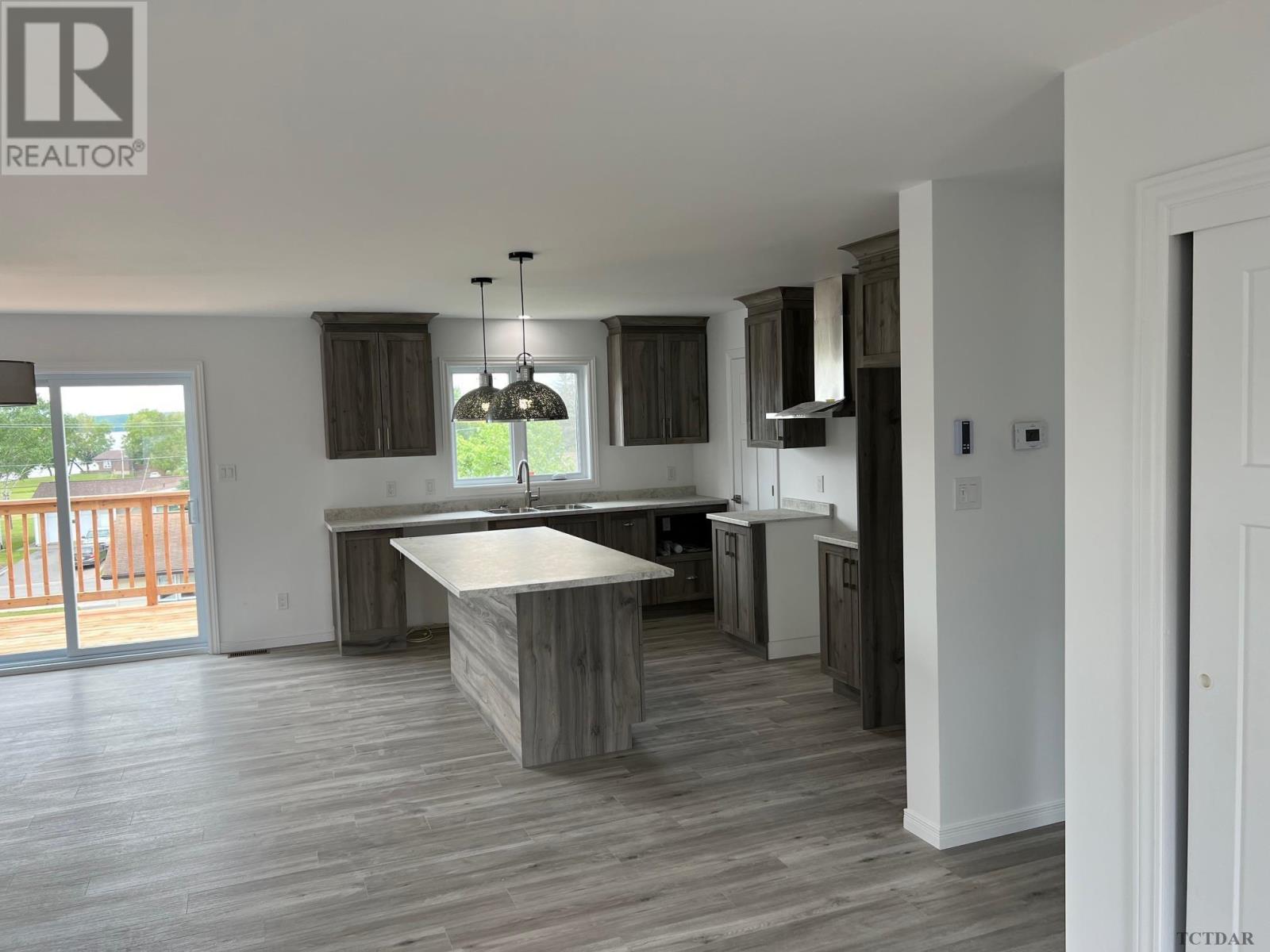134 Lorne, Temiskaming Shores, Ontario  P0J 1P0 - Photo 5 - TM240174