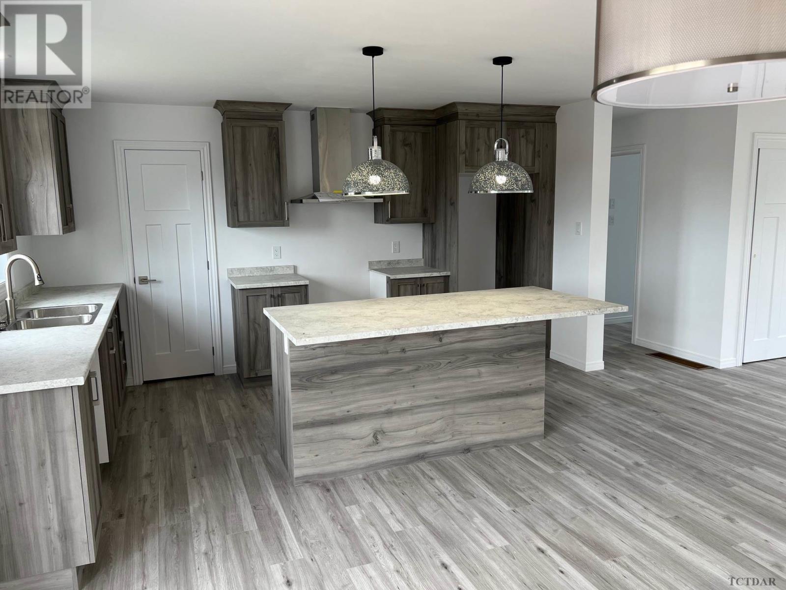 134 Lorne, Temiskaming Shores, Ontario  P0J 1P0 - Photo 6 - TM240174