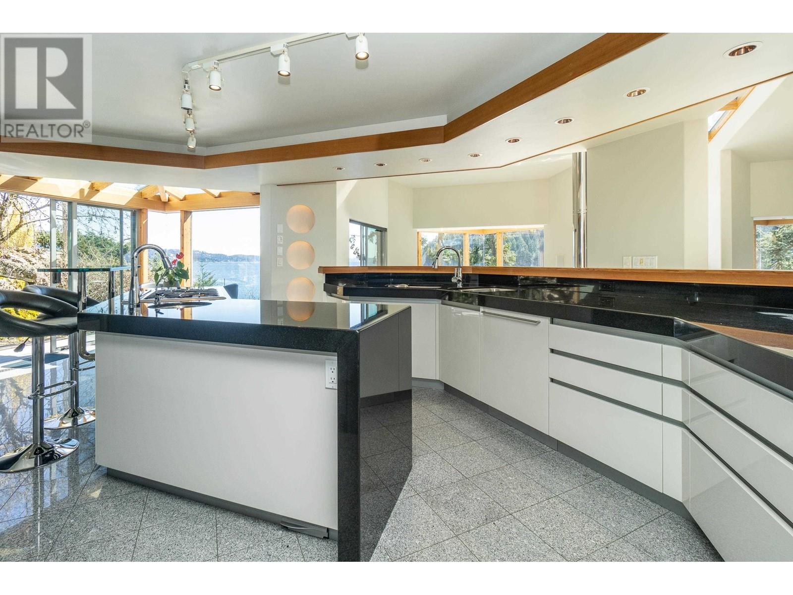 295 Robert Road, Bowen Island, British Columbia  V0N 1G1 - Photo 20 - R2850179