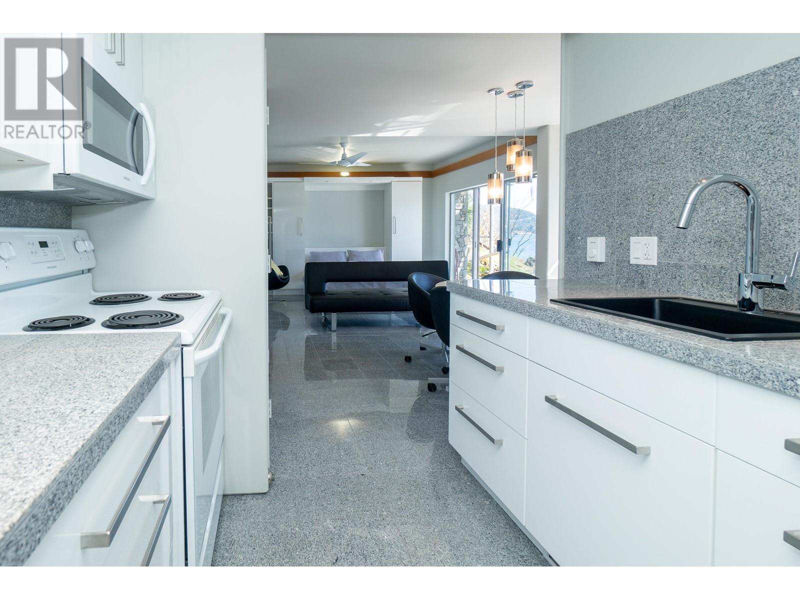 295 Robert Road, Bowen Island, British Columbia  V0N 1G1 - Photo 28 - R2850179