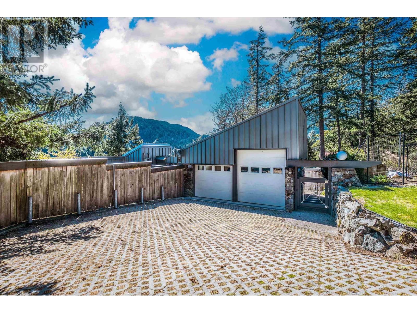 295 Robert Road, Bowen Island, British Columbia  V0N 1G1 - Photo 32 - R2850179