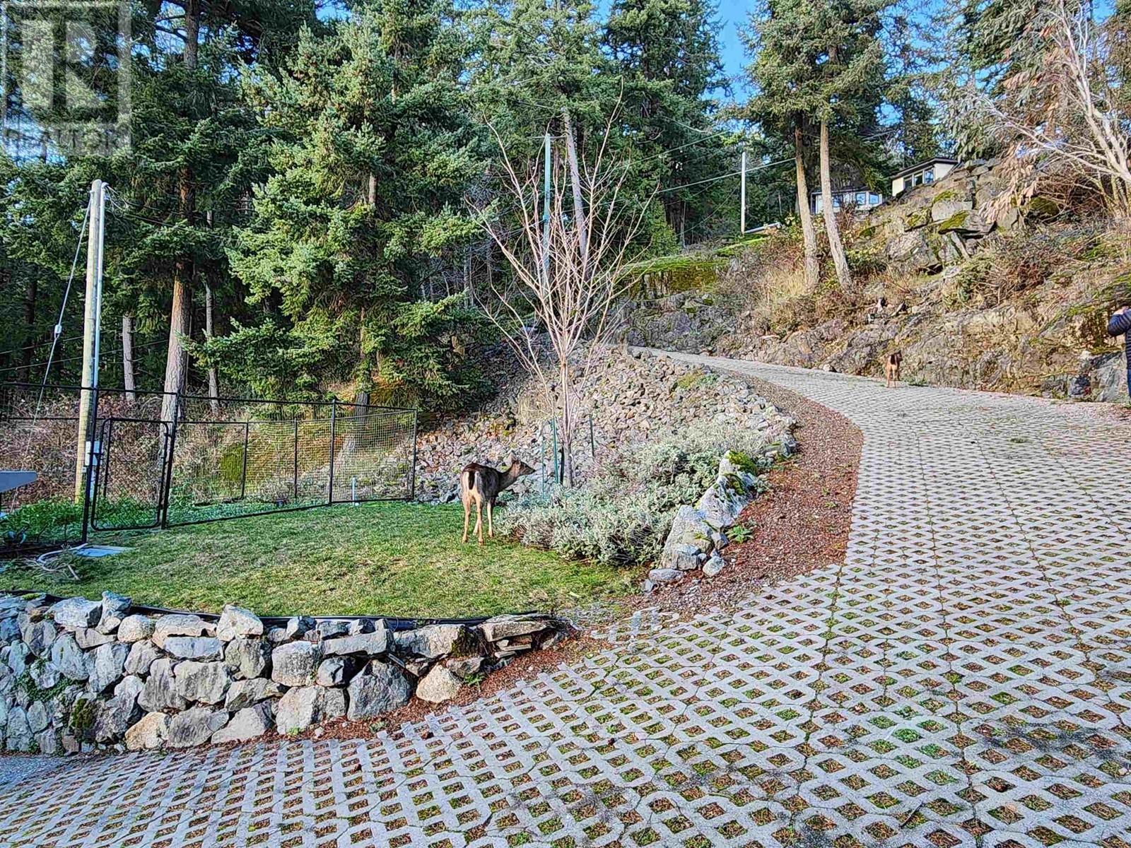 295 Robert Road, Bowen Island, British Columbia  V0N 1G1 - Photo 33 - R2850179