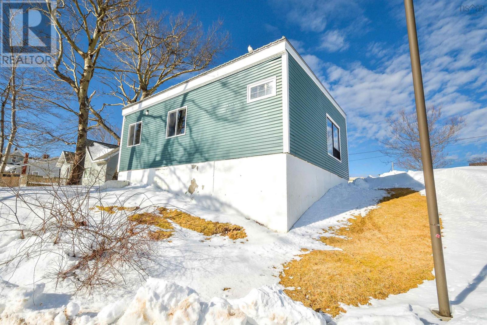 2 Catherine Street, Glace Bay, Nova Scotia  B1A 1V3 - Photo 7 - 202402818