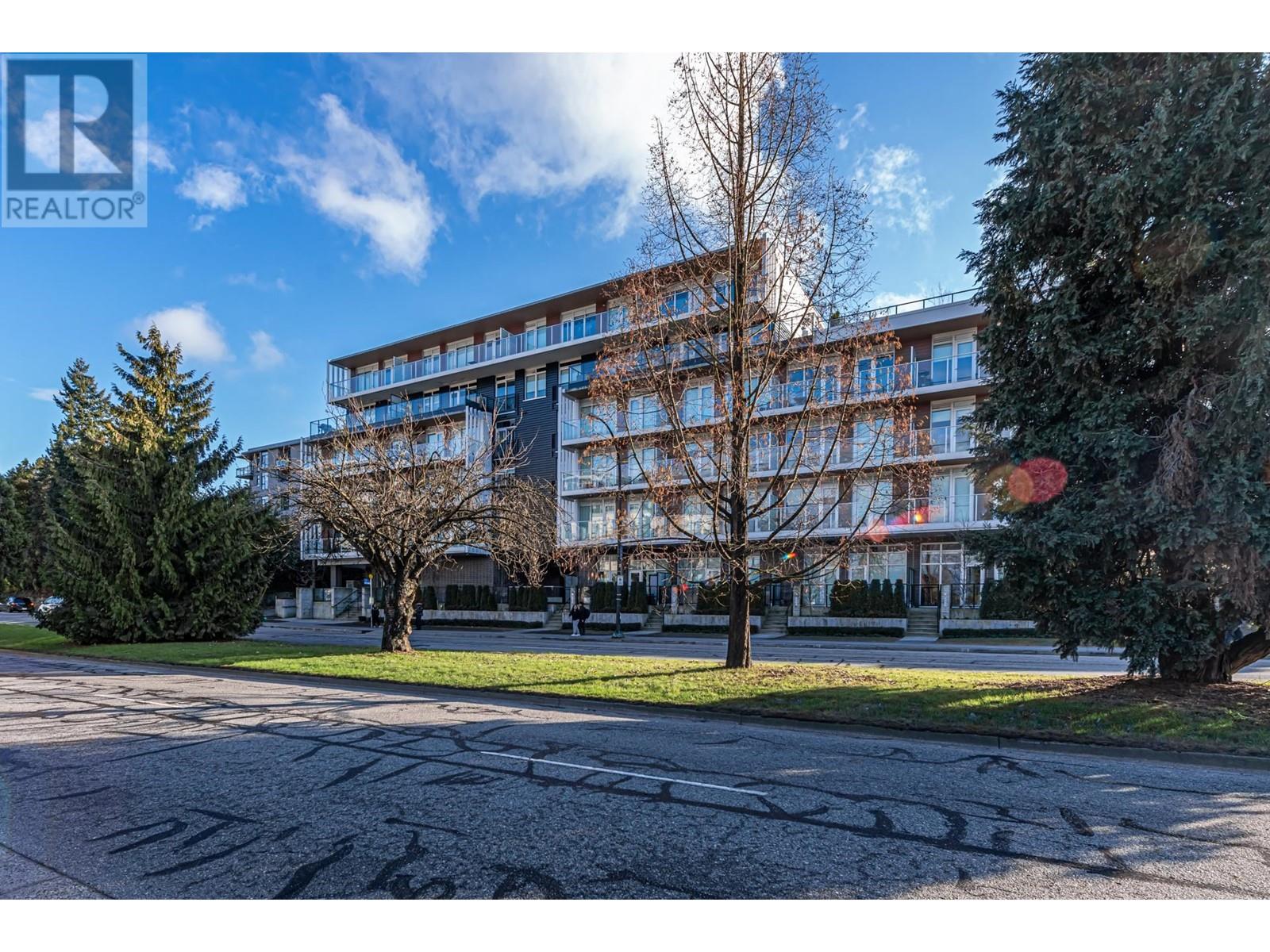 Listing Picture 17 of 21 : 215 528 W KING EDWARD AVENUE, Vancouver / 溫哥華 - 魯藝地產 Yvonne Lu Group - MLS Medallion Club Member
