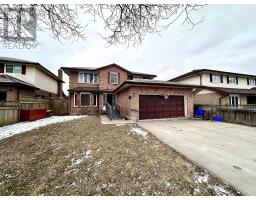 122 TRACEY PARK DR