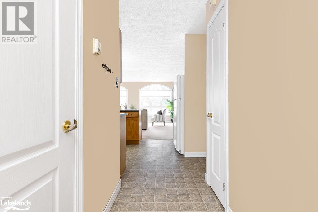 35 Dairy Lane Unit# 206, Huntsville, Ontario  P1H 2L8 - Photo 3 - 40539831