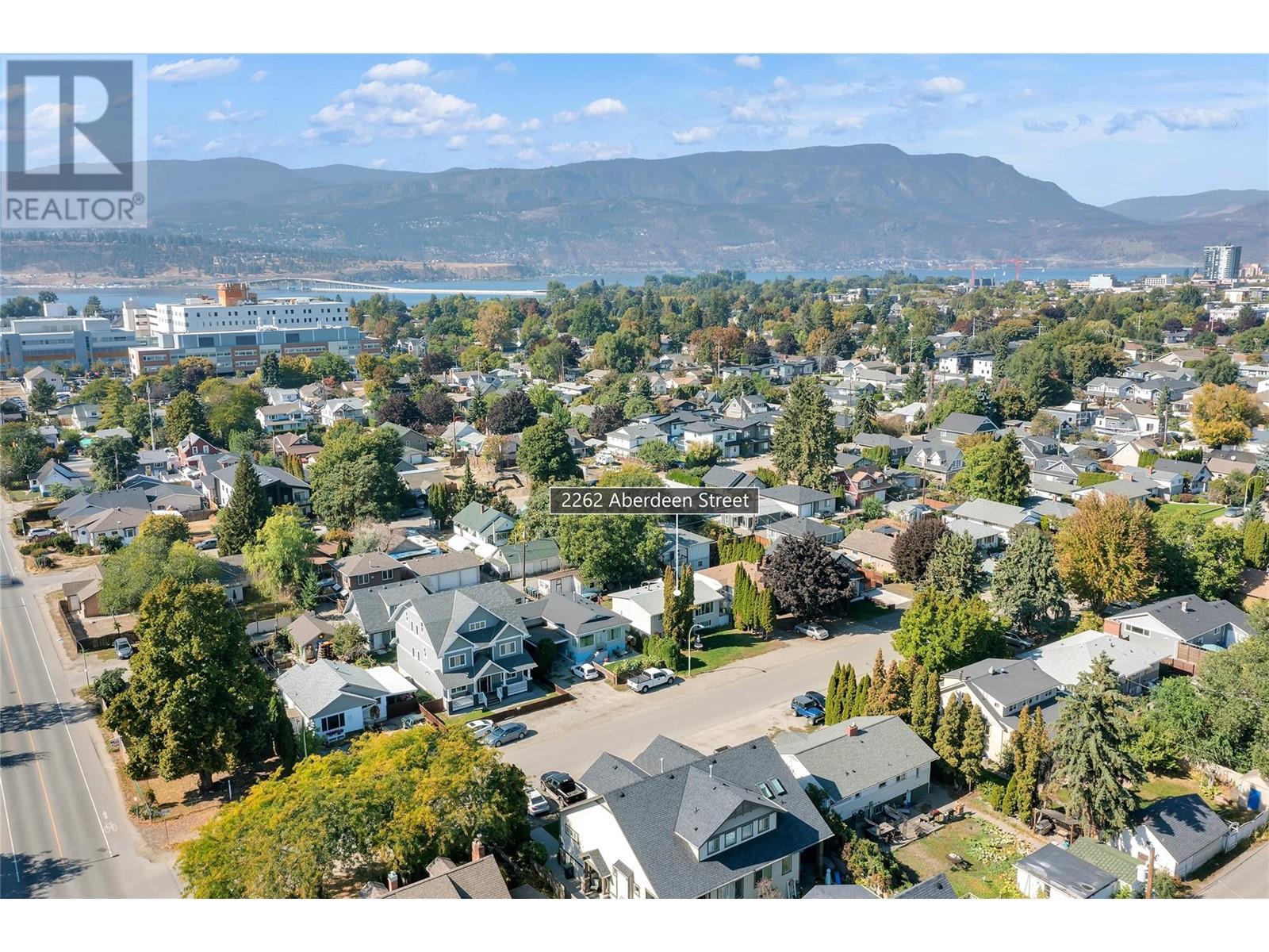 2262 Aberdeen Street N Kelowna