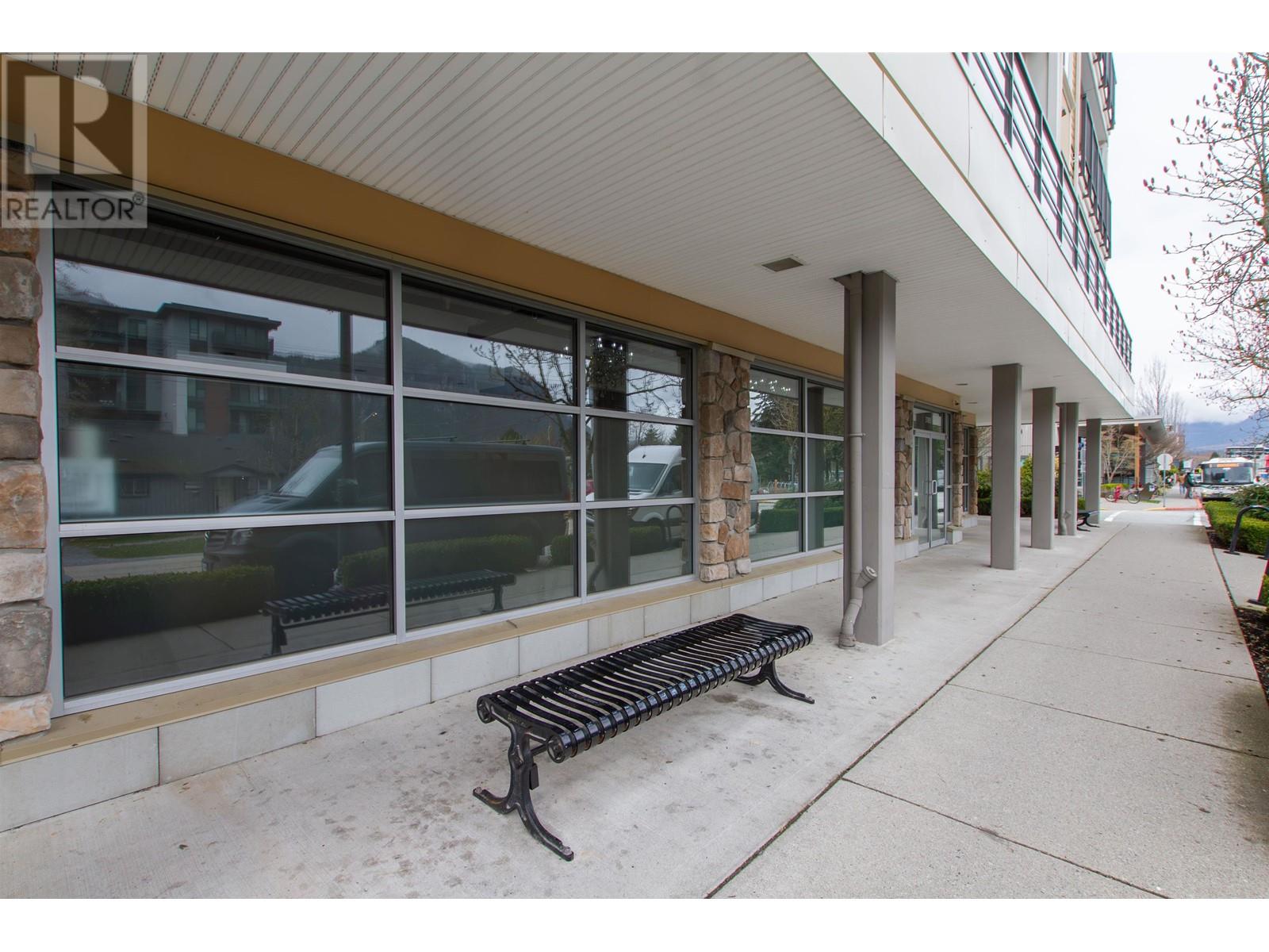 37893 Second Avenue, Squamish, British Columbia  V8B 0R2 - Photo 3 - C8057660