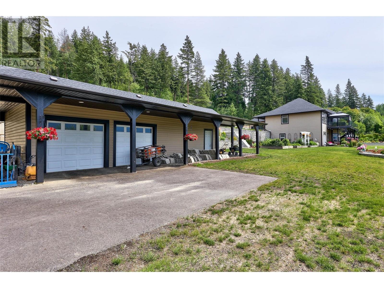 2481 Squilax Anglemont Road Unit# 12/#13, Lee Creek, British Columbia  V0E 1M4 - Photo 20 - 10304535