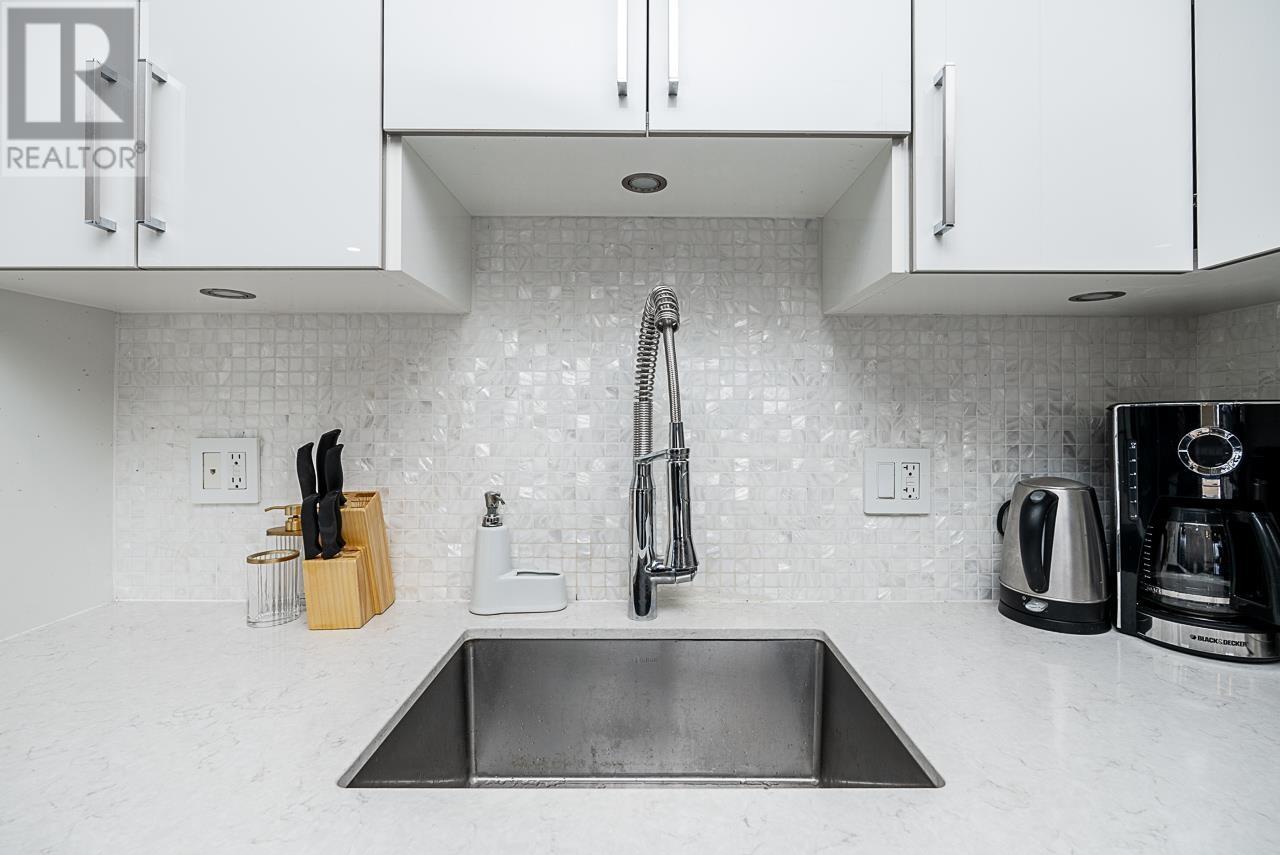 1004 650 16th Street, West Vancouver, British Columbia  V7V 3R9 - Photo 12 - R2850352
