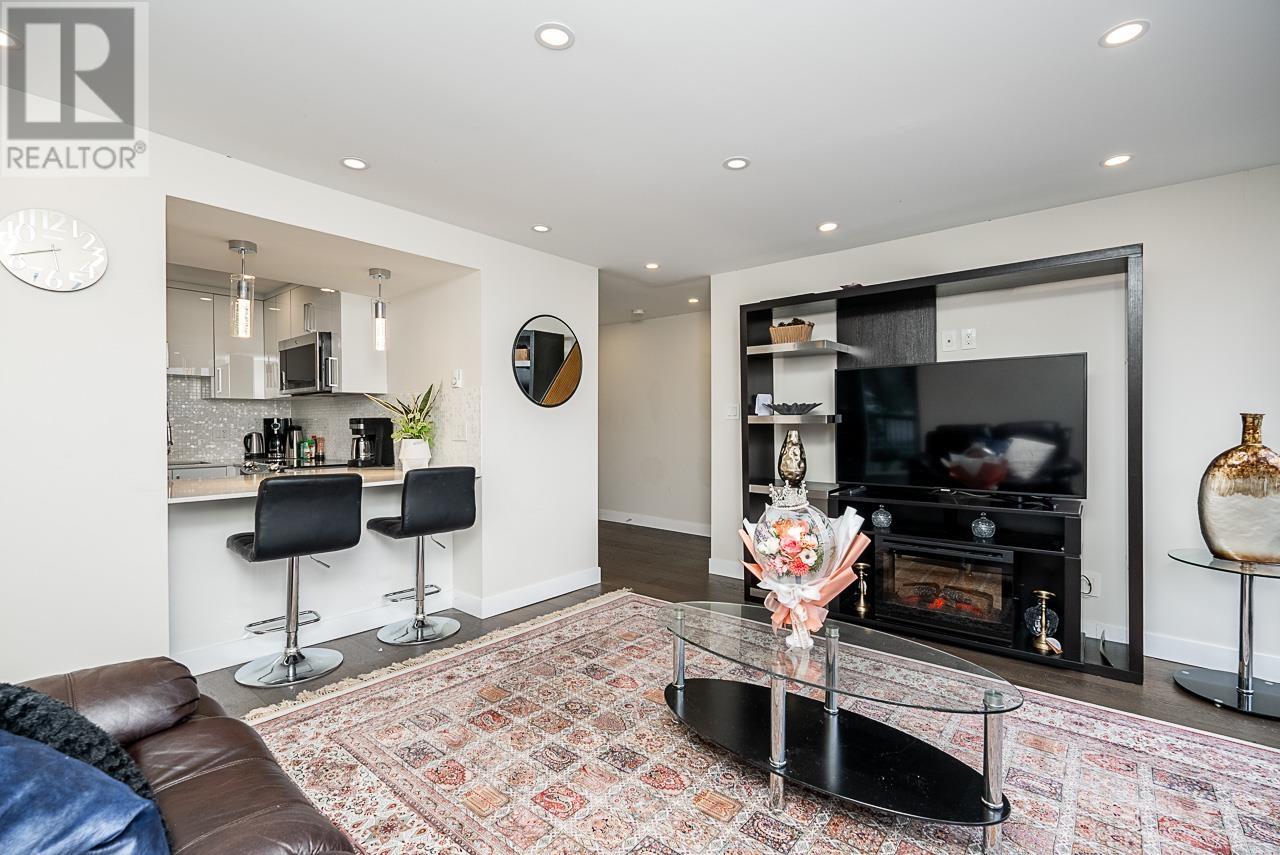 1004 650 16th Street, West Vancouver, British Columbia  V7V 3R9 - Photo 4 - R2850352