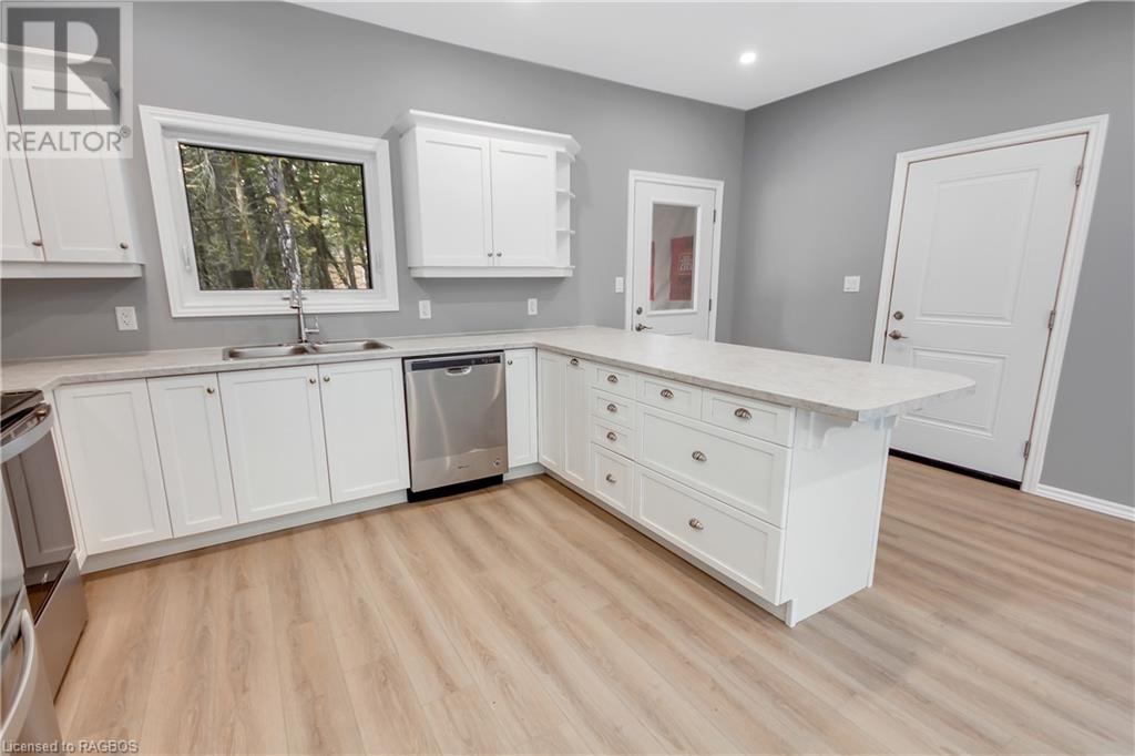 126 Fowlie Road, Northern Bruce Peninsula, Ontario  N0H 1W0 - Photo 24 - 40536871