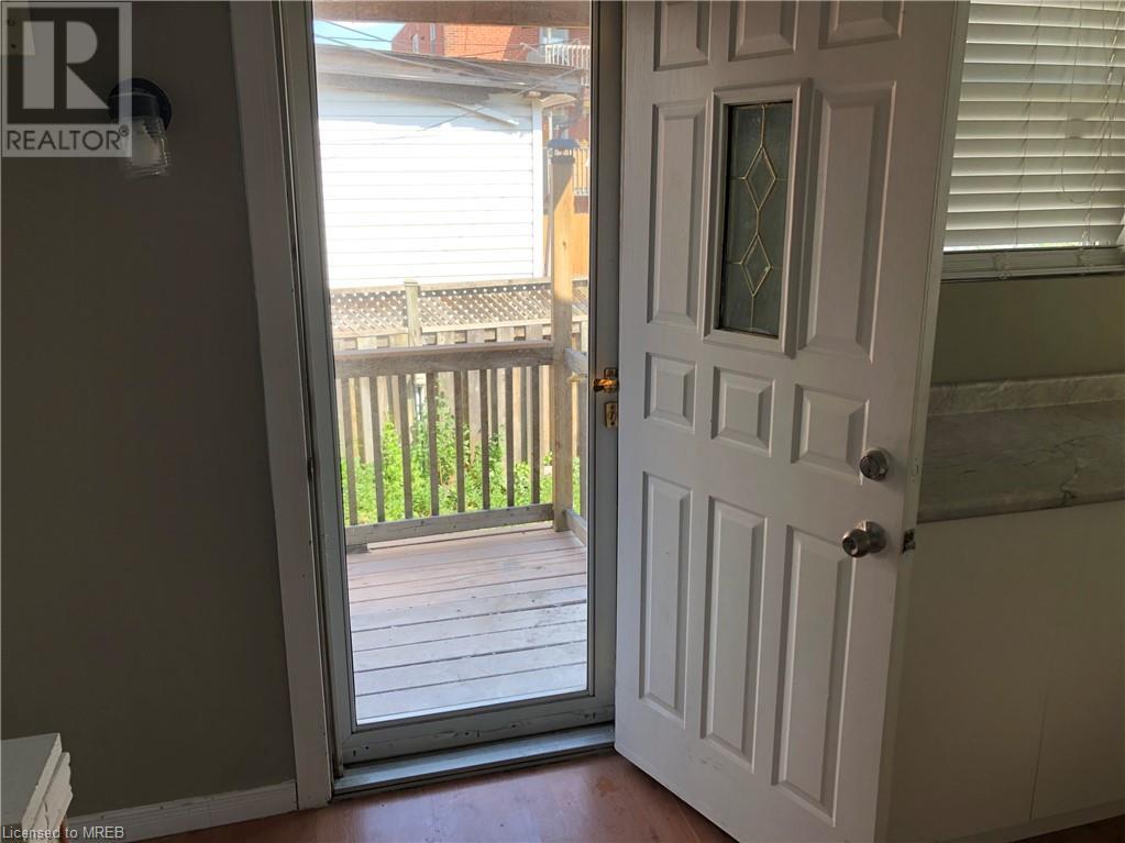 304 Cope Street, Hamilton, Ontario  L8H 5B5 - Photo 5 - 40541954
