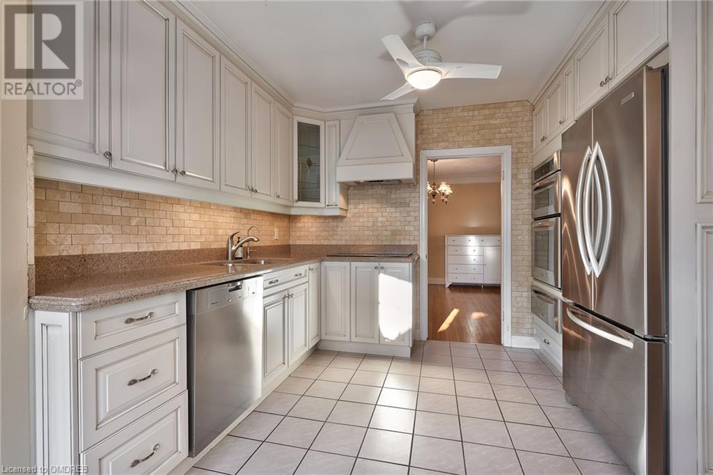 23 Highland Road, Oakville, Ontario  L6K 1S6 - Photo 12 - 40540144