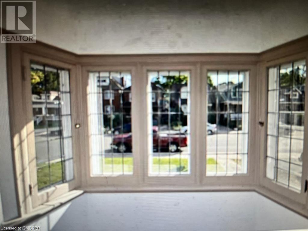 59 Longwood Road N Unit# Main Floor, Hamilton, Ontario  L8S 3V2 - Photo 10 - 40541896