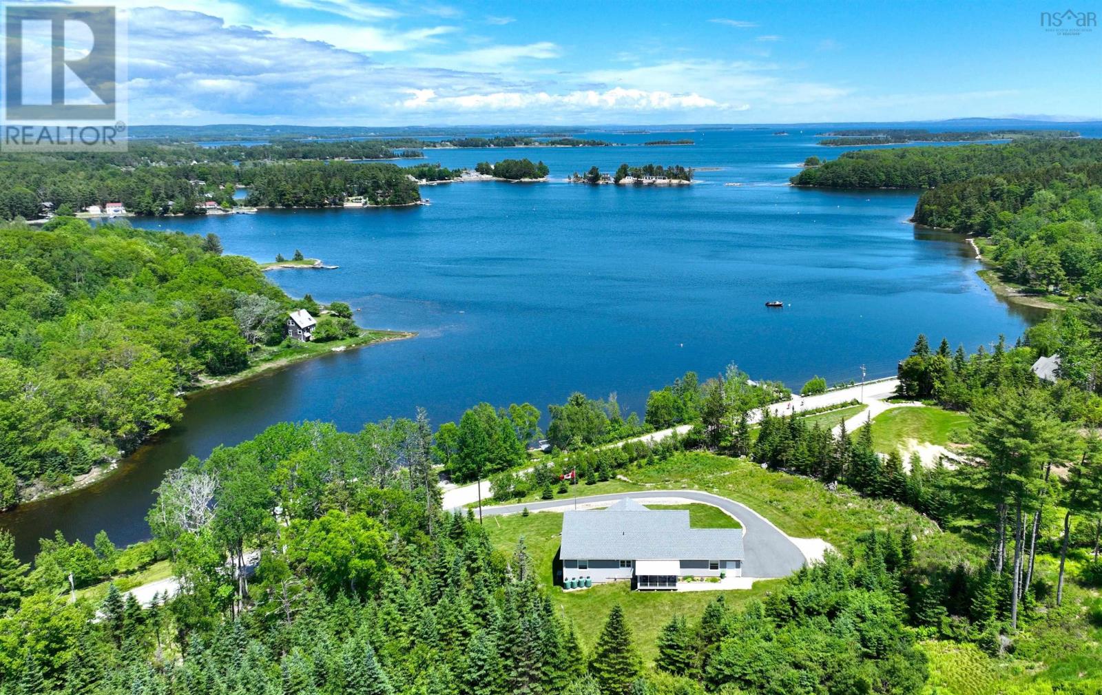 380 Oakland Road, Indian Point, Nova Scotia  B0J 2E0 - Photo 1 - 202402874