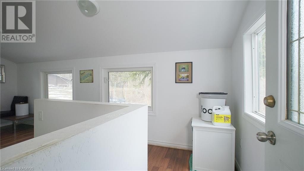 740 20th Street W, Owen Sound, Ontario  N4K 4E2 - Photo 17 - 40538183