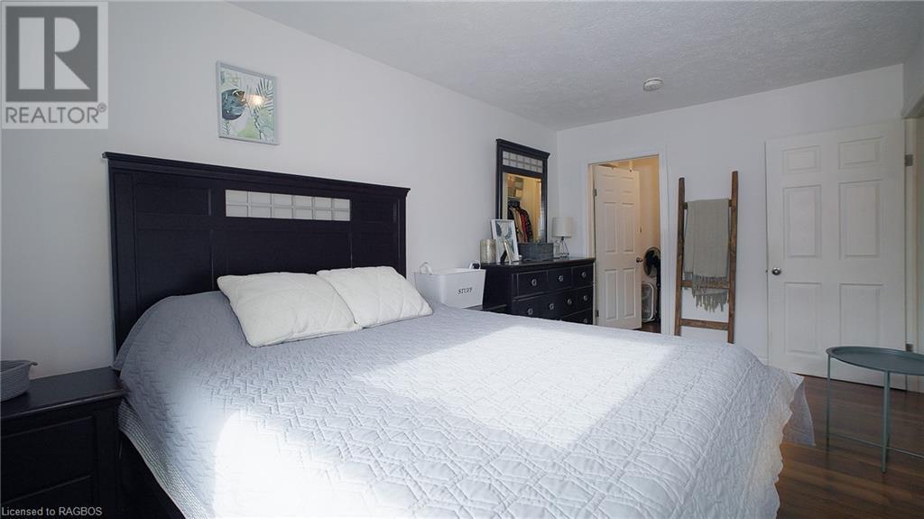 740 20th Street W, Owen Sound, Ontario  N4K 4E2 - Photo 21 - 40538183